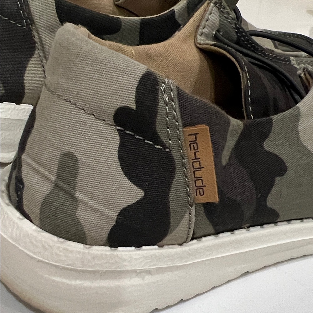 Camo Wendy Hey Dudes - Picture 4 of 7